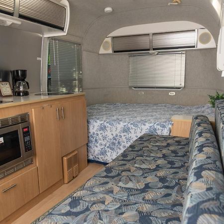 Airstream In The Center Of It All Miami Exteriör bild