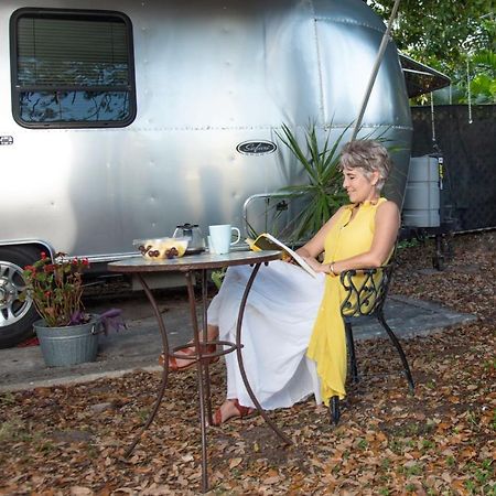Airstream In The Center Of It All Miami Exteriör bild